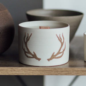 Bougie bois de cerf - La Plume du Cerf